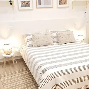 Appartement Blanc - Monolocali Indipendenti Con Cucina E Bagno Privato - Check-in E Check-out Con Codice In Autonomia H24 - Terrazza In Comune Necessario Avere Wathsapp O App Di Messaggistica Istantanea Per Foto E Video, Guspini